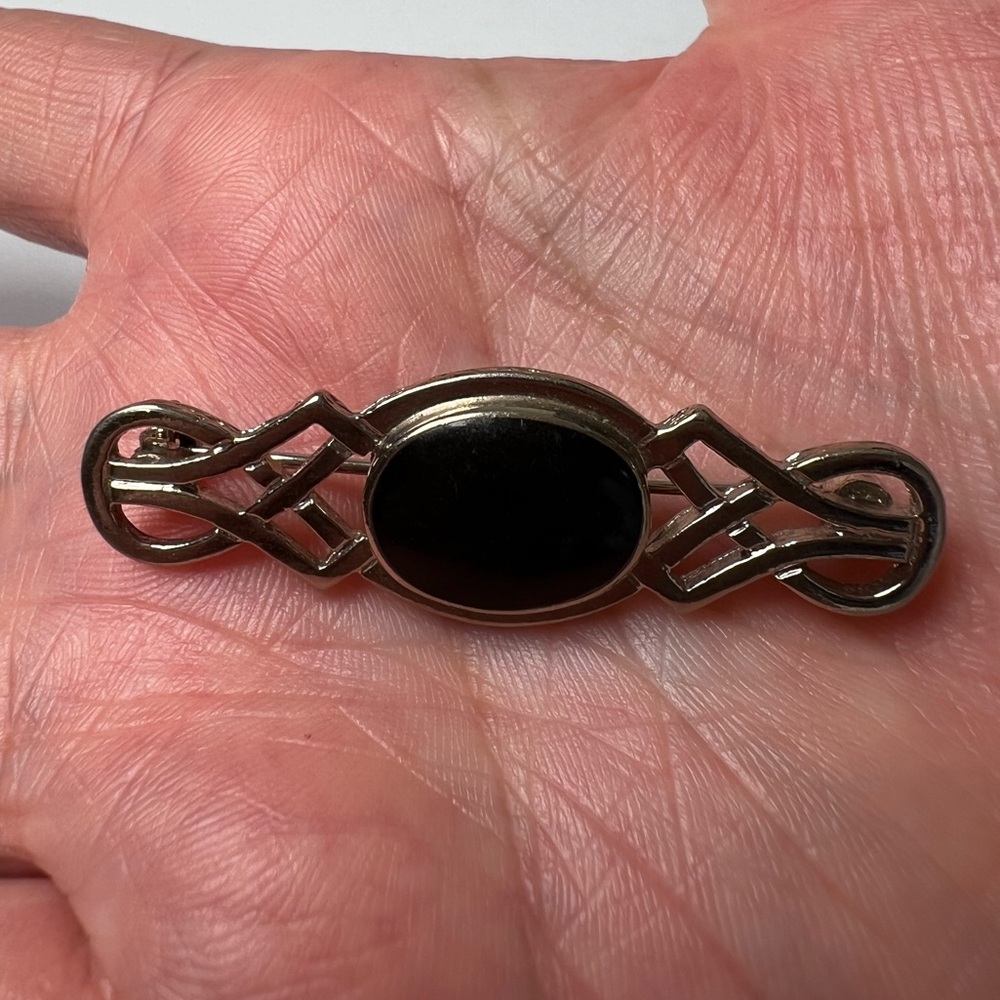 Vintage Ar Deco Style Brooch Pin